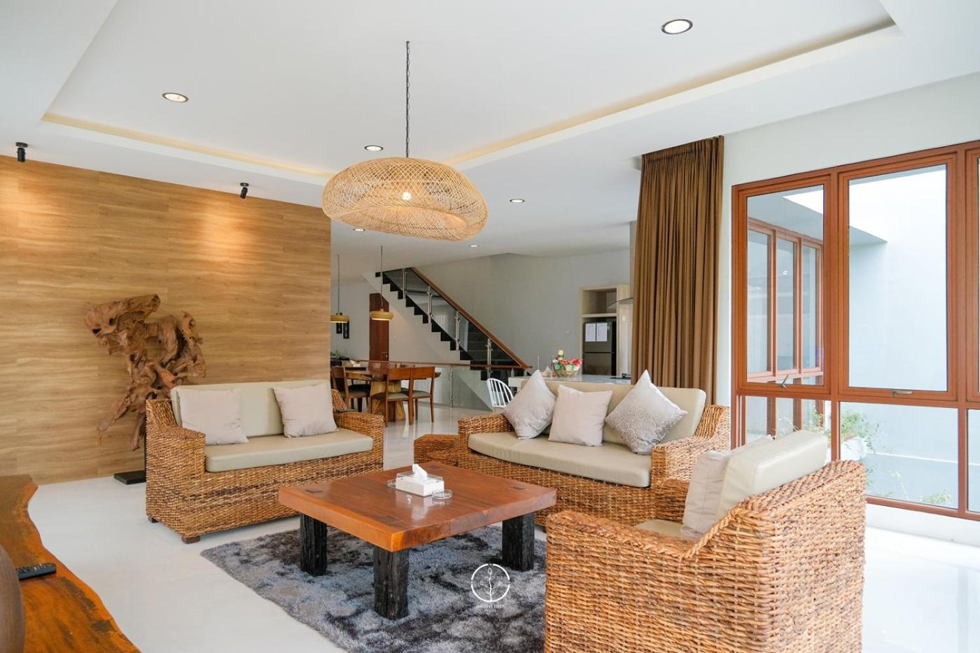 Asmaya Hill View Villa 7 Bedrooms With A Private Swimming Pool Bandung Exterior photo