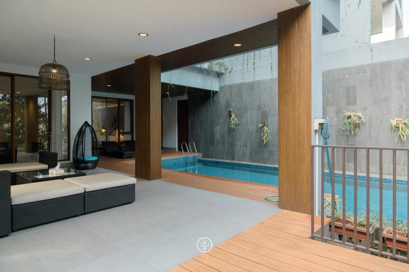 Asmaya Hill View Villa 7 Bedrooms With A Private Swimming Pool Bandung Exterior photo